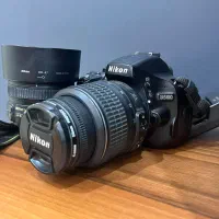 دوربین nikon و لنز
