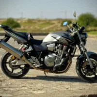 Cb1300(2006)
