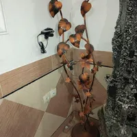 آباژور ایستاده