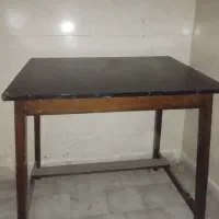 میز تحریر سالم