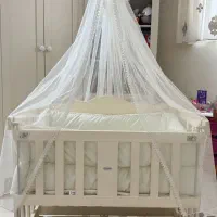 گهواره چوبی میکونا