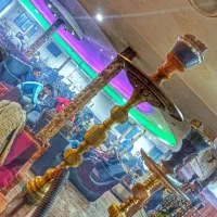 یک همکار برای کار در کافه