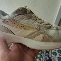 کتانی سایز ۴۱ در حد نو