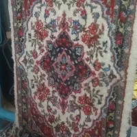 فرش با دستگاه پشتی