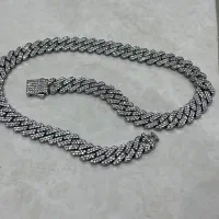 گردنبند چین