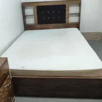 تخت خواب و تشک رویال