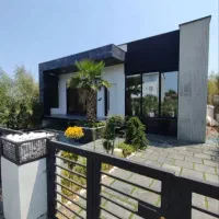 ویلای فلت شیک202متری/بنا105متر/شهرکی/سندار/خط دریا