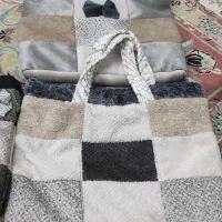 ساک نان و سفری مخمل . توپ مخمل