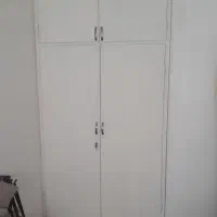 کمد دیواری و چارچوب اهنی