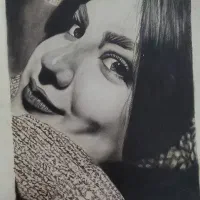 نقاشی چهره سیاه قلم