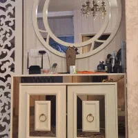 کنسول و آینه