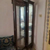 ویترین سالم وبدون آسیب دیدکی هست