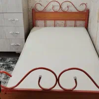 تخت فرفوژه یک نفره