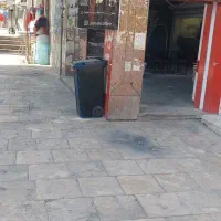 اداری تجاری رو به بلوارجمهوری