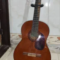 گیتار یاماها C-40