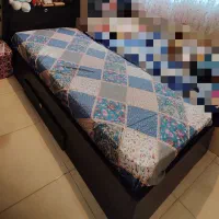 تخت خواب چوبی