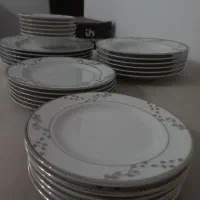 سرویس بشقاب و پیش دستی نو