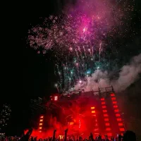 موزیک زنده ، اجرای کافه و رستوران ، دورهمی ، لایو