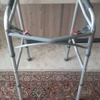 واکر آلومینیومی تاشو نو،سبک و محکم با تنظیم ارتفاع