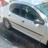 پژو۲۰۶ صندوقدار