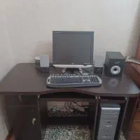 میز تحریر و کامپیوتر در حد نو ( کار تهران)