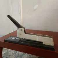 دستگاه منگنه صحافی ژاپنی