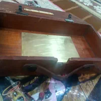 یک عدد جعبه قدیمی آنتیک
