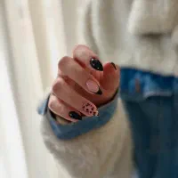 تخفیف کاشت ناخن به مناسبت فرارسیدن عید نوروز