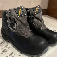 کفش ایمنی و اباس کار