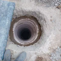 چاه کن فاضلاب چاه آب