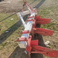 گاوآهن سه خیش قوطی سفید