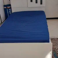 تختخواب تک نفره