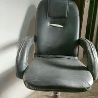صندلی چرخدار اداری