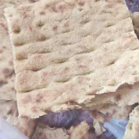 نان خشک تمیز