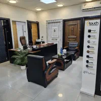 استخدام منشی و کارشناس فروش خانم