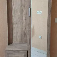 جاکفشی و جالباسی