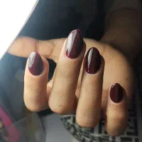 خدمات کاشت ناخن