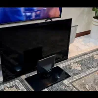 تلویزیون ۴۲ اینچ