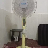 پنکه ایستاده