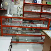 ویترین مغازه