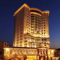اجاره 210 متری تجاری