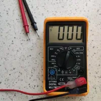 مولتیمتر dt700d