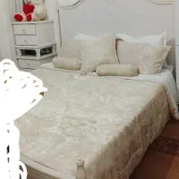 تخت خواب دونفره و روتختی