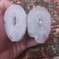 سنگ کوارتز با حاشیه عقیق