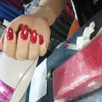 کاشت ناخن تخفیف محرمی ۳۹۹
