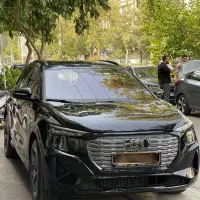 آئوودی Q5 تیپ ۴ بلک پکیج فول فوری