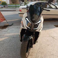 sym j 200