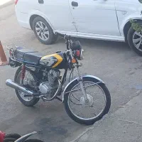 موتور سیکلت تیز تک ۱۰۷۰۰۰۰۰۰