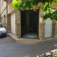 سه باب مغازه تجاری در یک مجموعه / مناسب برند