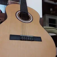 گیتار نونو